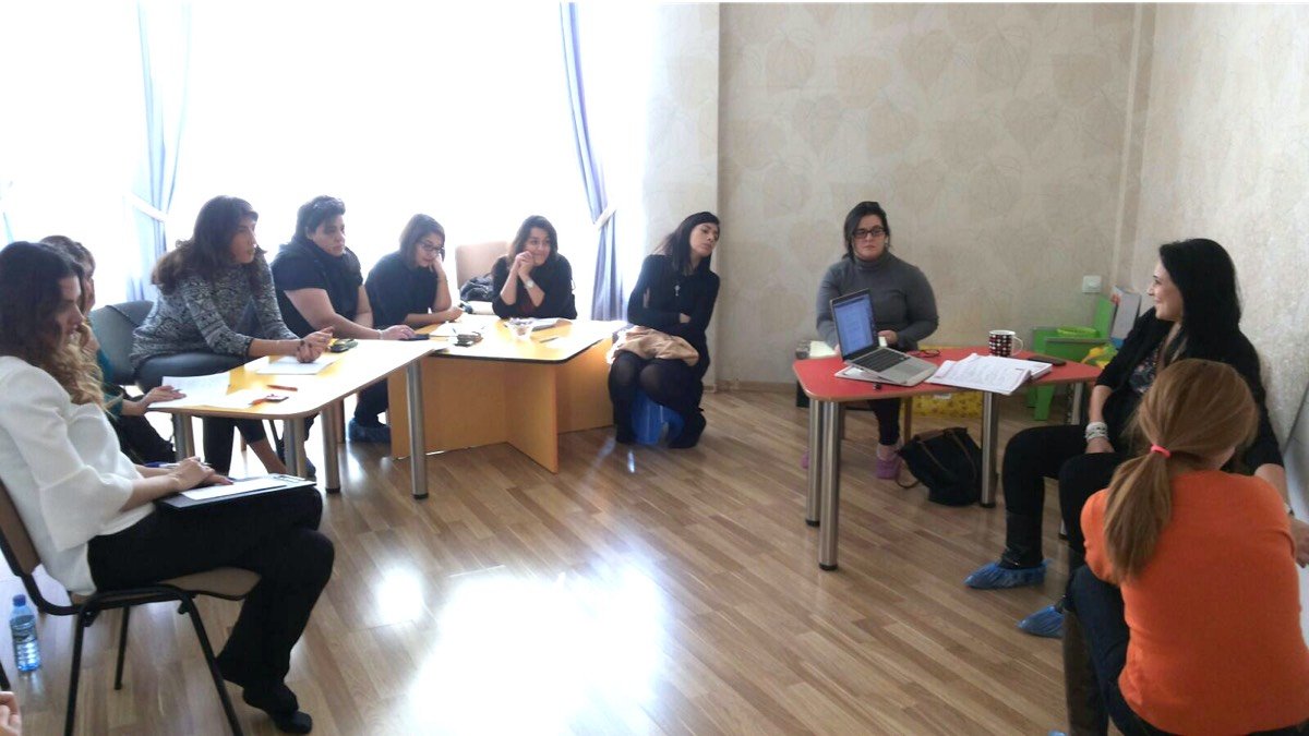 Mütəxəssislər üçün təlim zamanı | “İstedad” Uşaqların İnkişafına Dəstək Mərkəzi